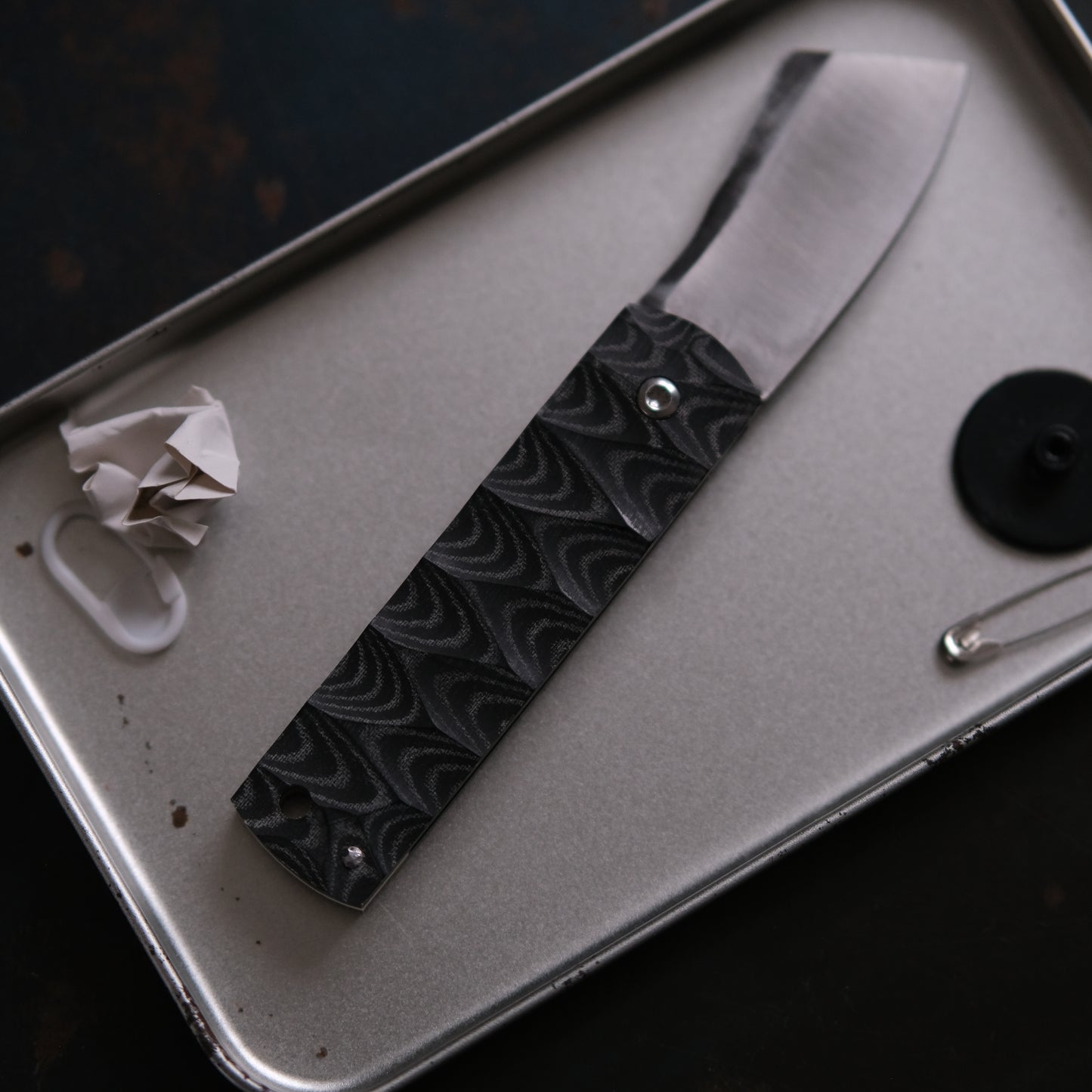 CHINGU • COUTEAU DE POCHE NOIR