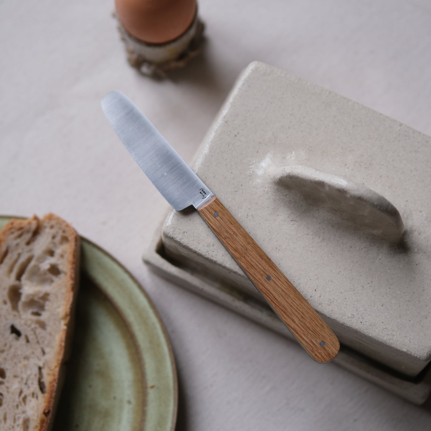 BOTO • COUTEAU À BEURRE PLAT CHÊNE & WENGÉ