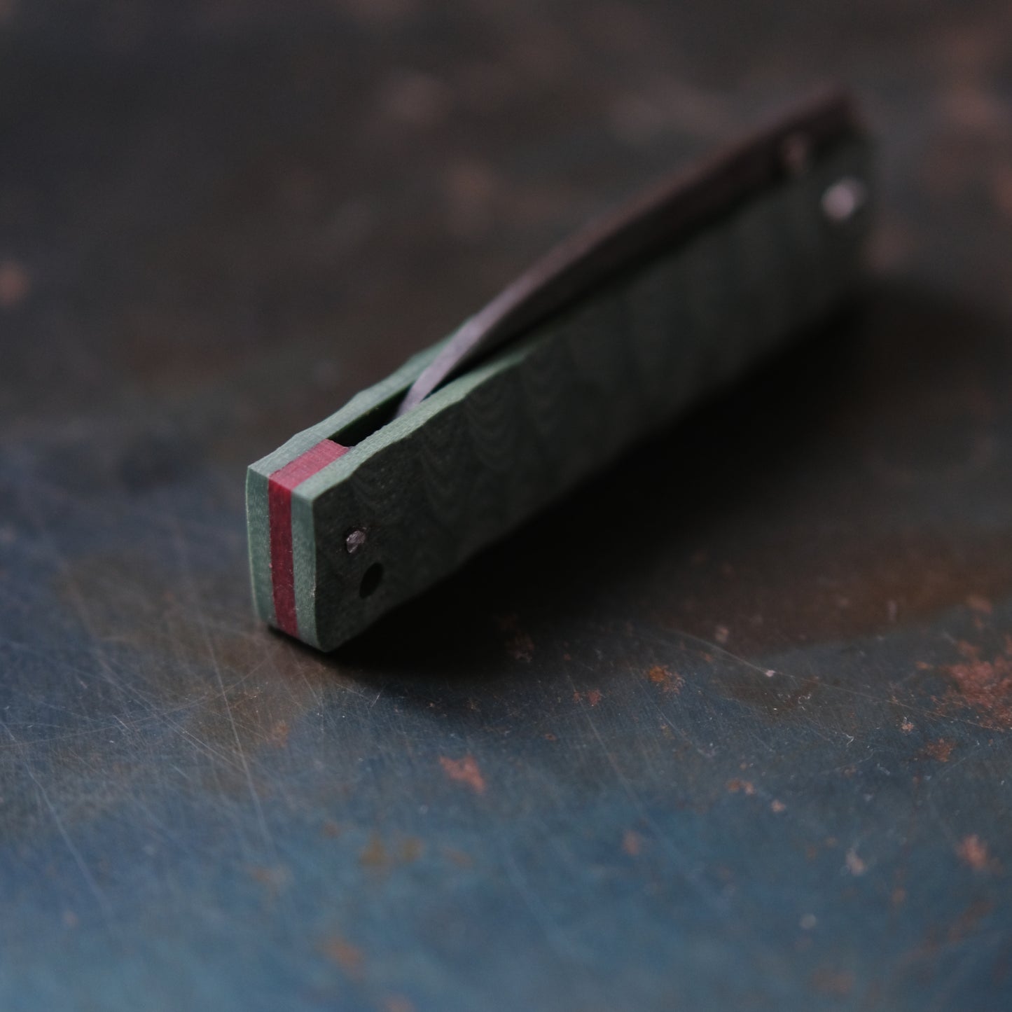 YOBO • COUTEAU PLIANT VERT SAPIN