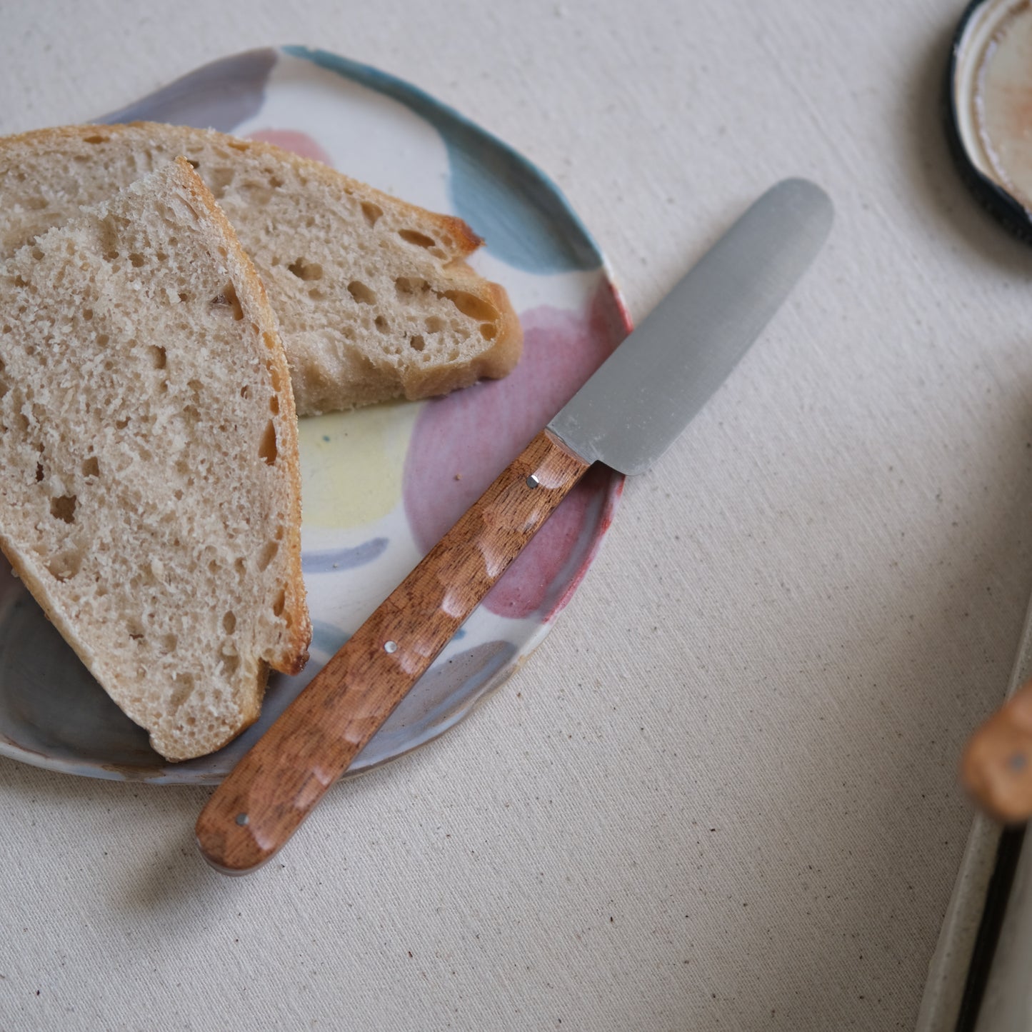 BOTO • COUTEAU À BEURRE SIPO TEXTURÉ